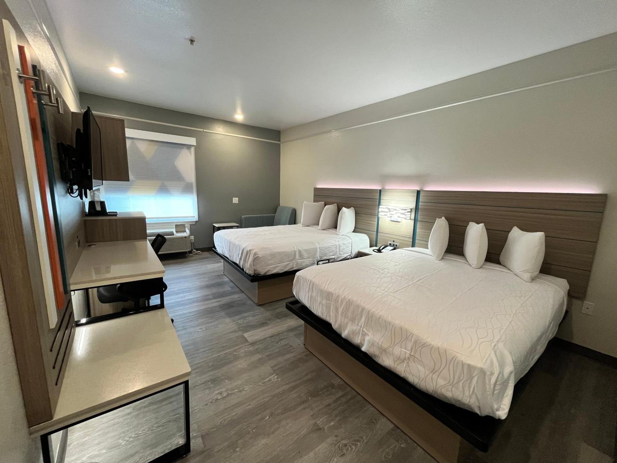 Sonesta Essential North Houston Hotel 2*
