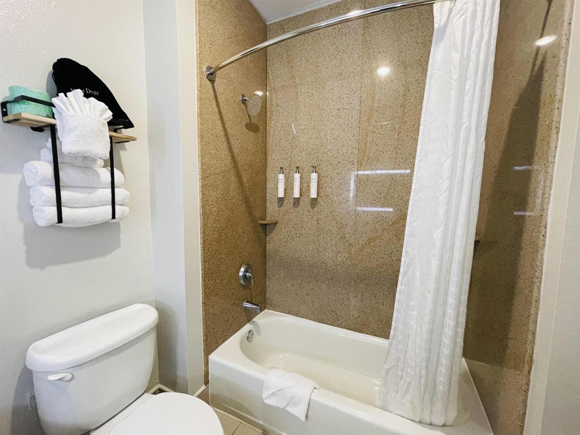 Hotel Sonesta Essential North Houston Westfield
