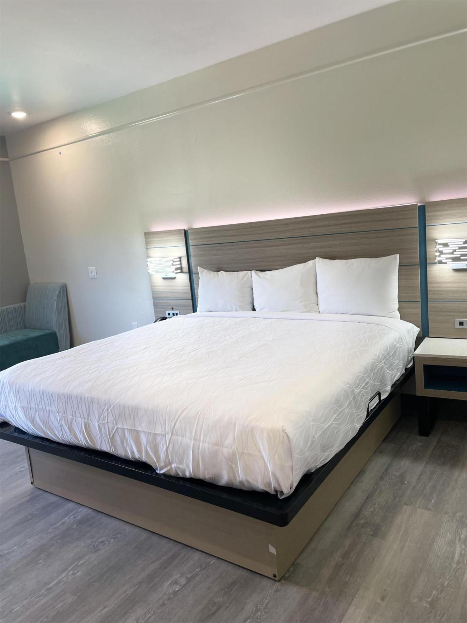 Sonesta Essential North Houston Hotel Westfield