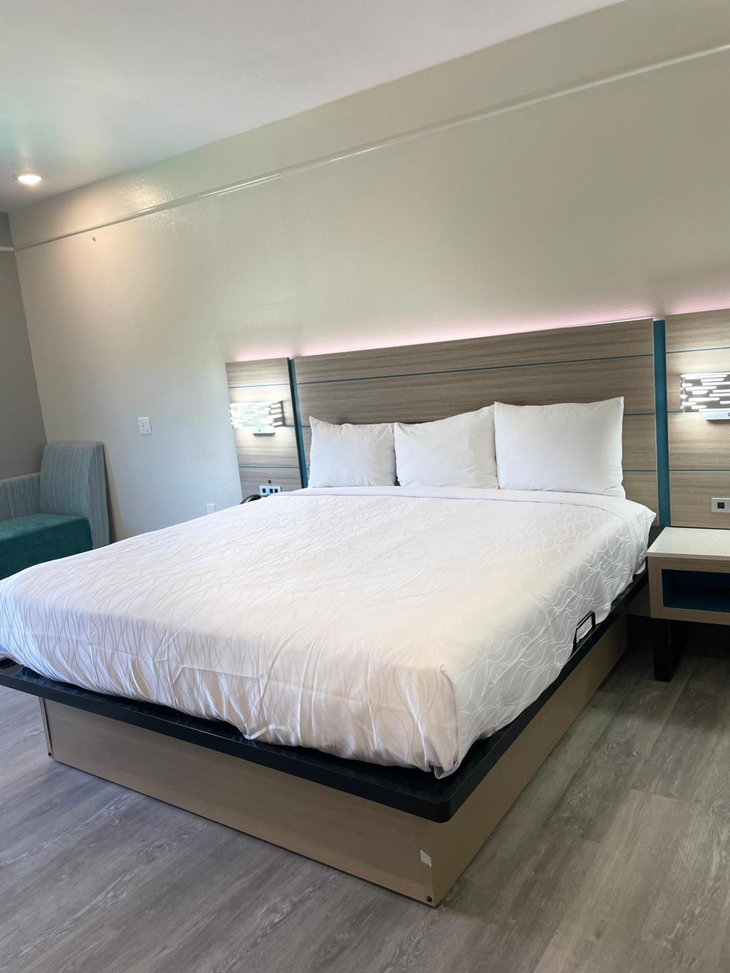 Sonesta Essential North Houston Hotel Westfield