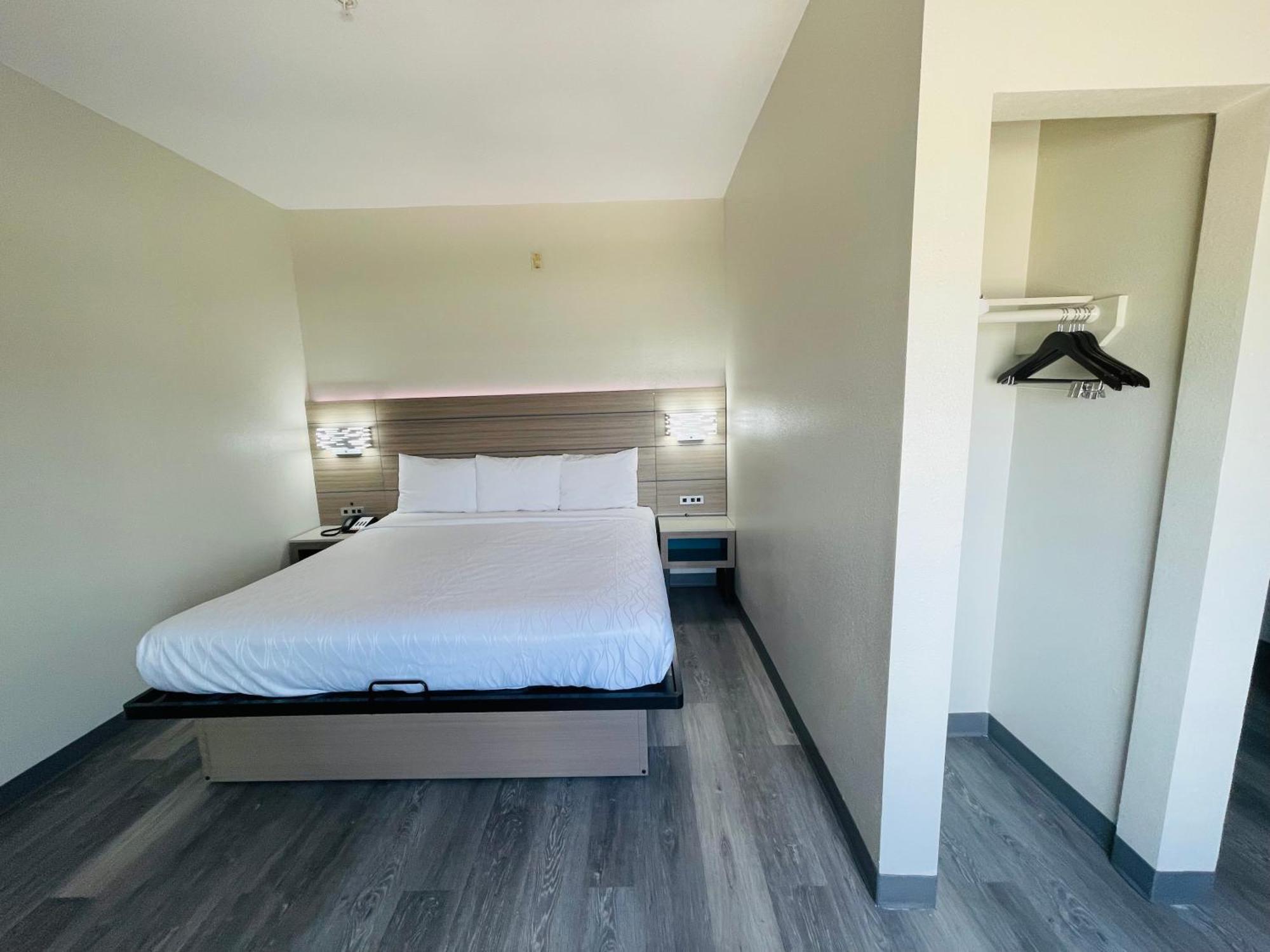 Sonesta Essential North Houston 2* Westfield