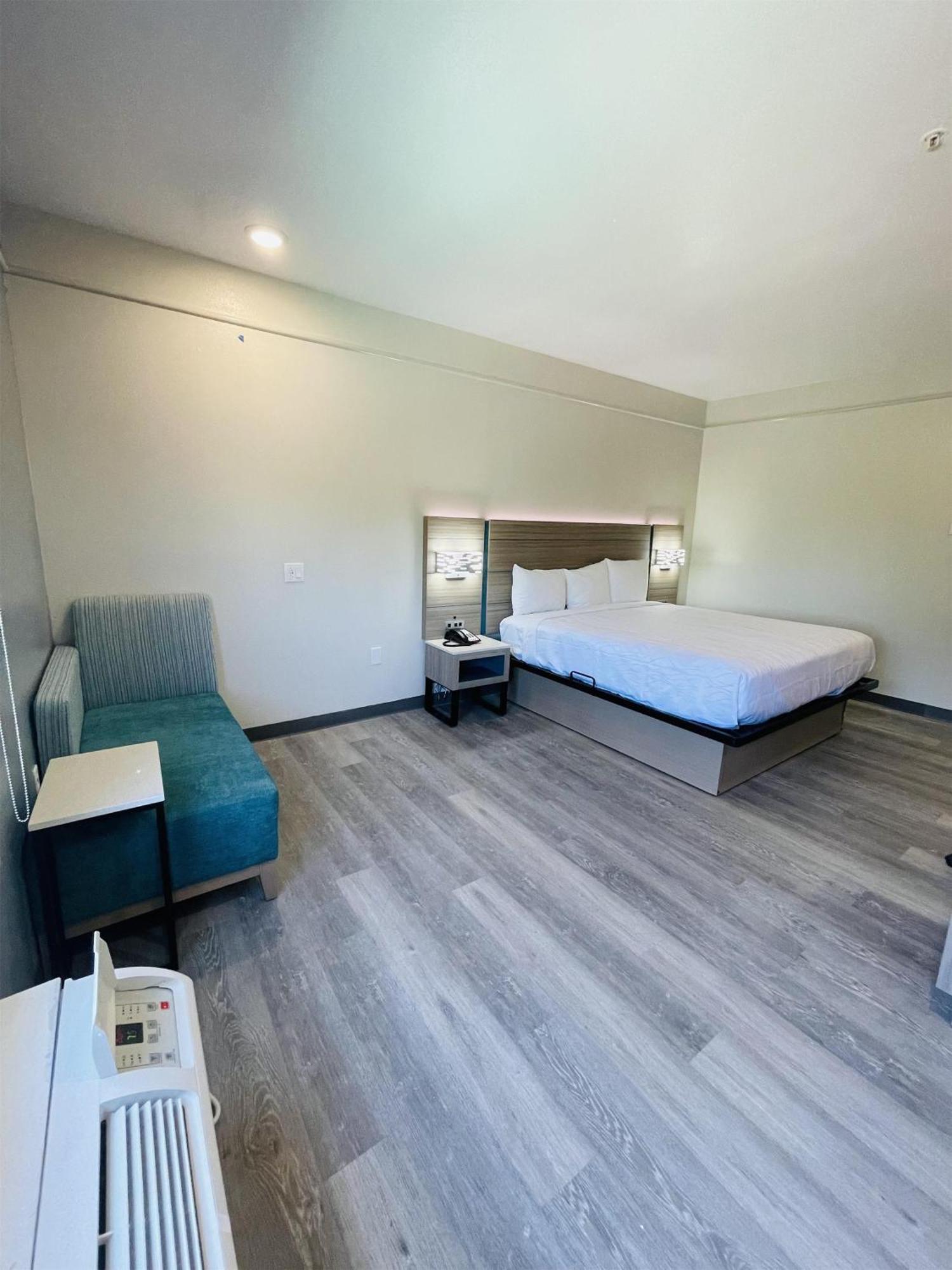Sonesta Essential North Houston Hotel Westfield